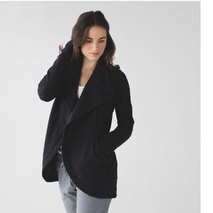 Lululemon‎ That's a  Wrap Jacket Asymmetrical Black Cozy Athleisure Layering